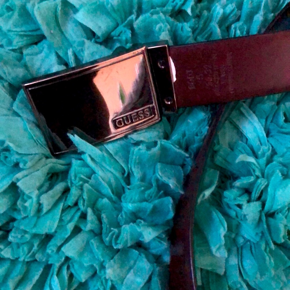 Guess belt